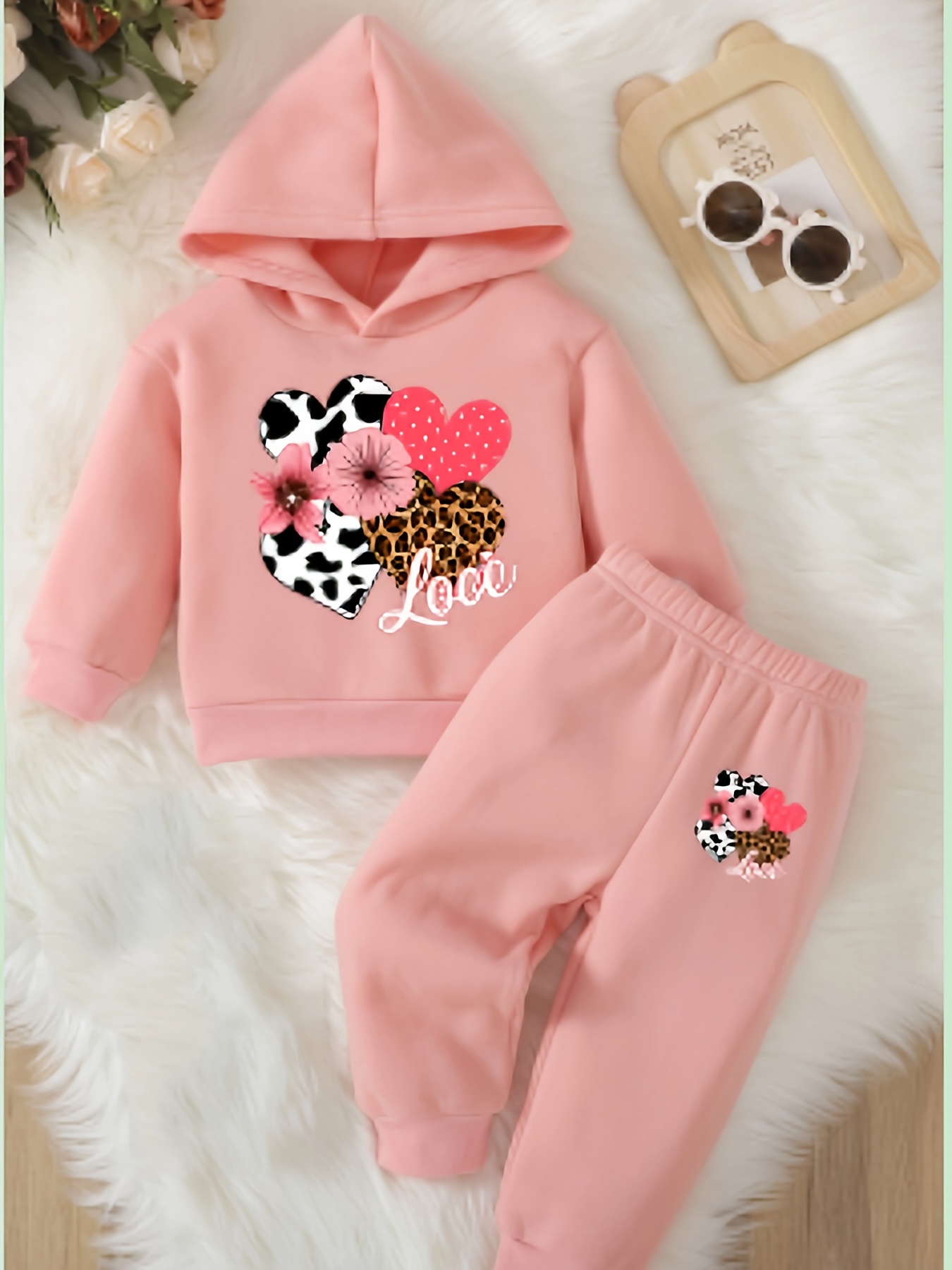 Baby Girl Love Love Flower Pat - Plant Parent Hoodie ulasan dan harga